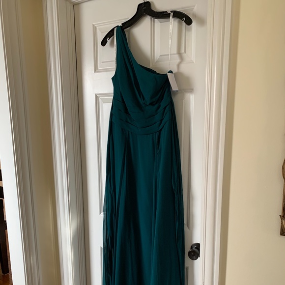 David’s Bridal Green GEM Color Chiffon Dress - New - Picture 2 of 4